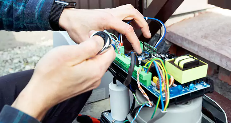 Automatic Driveway Gate Repair in Bonita Springs, FL