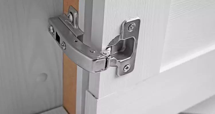 Shower Door Hinge Replacement in Bonita Springs, FL