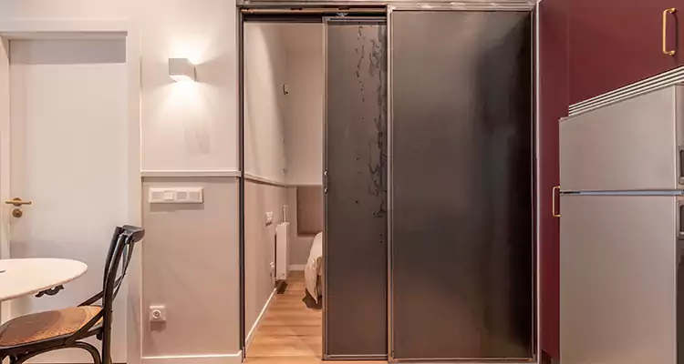 We Fix Closet Sliding Door in Bonita Springs, FL 
