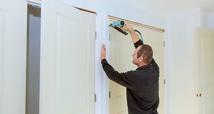 Top Rated Door Fixing ServiceFixing Garage Door Track in Bonita Springs, FL