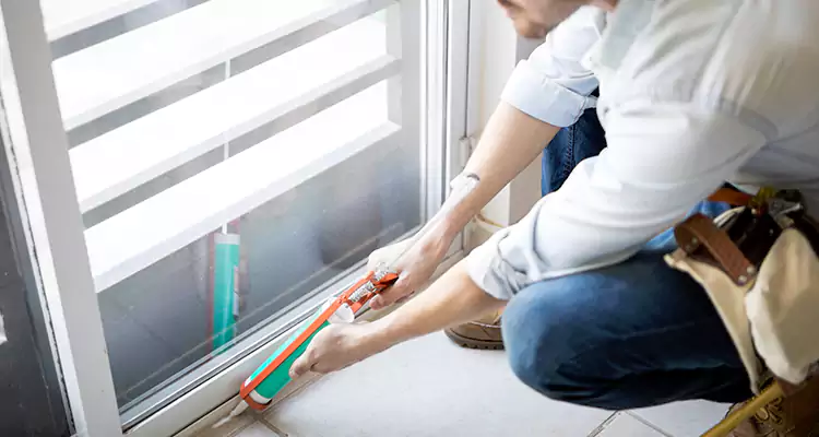 Dap Window Caulk Repair in Bonita Springs, FL